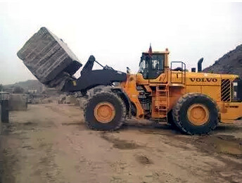 珠联玉映 印度花岗岩矿场上的移动“工厂”